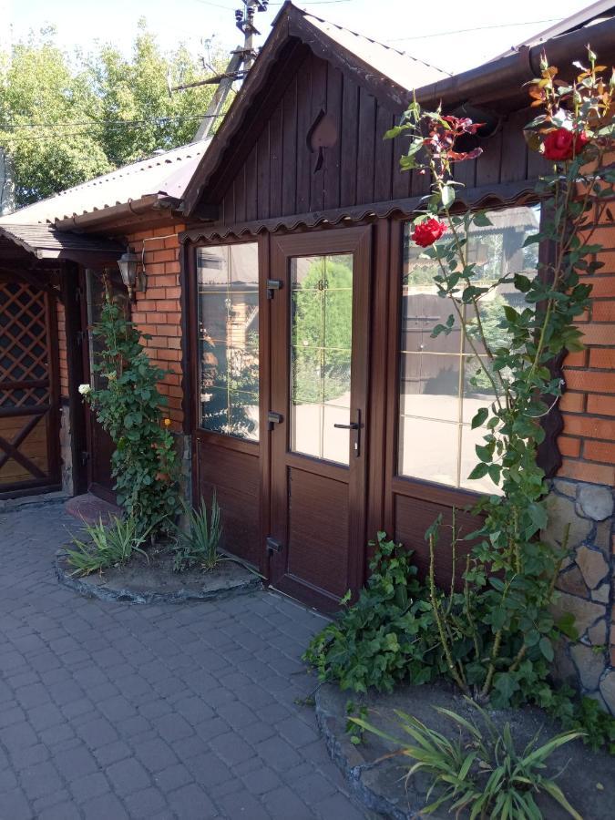 Хостел 24 Khmelʼnytsʼkyy Exteriör bild